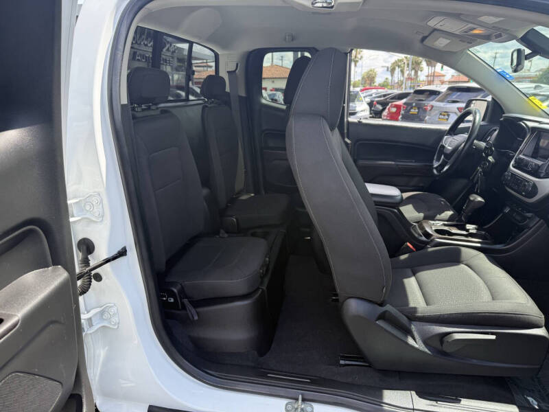2020 GMC Canyon SLE
