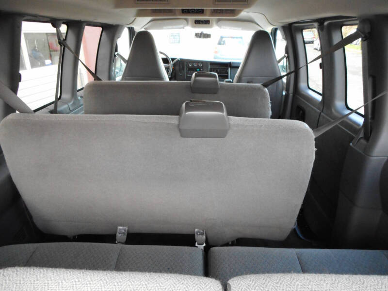 2017 Chevrolet Express LT 3500