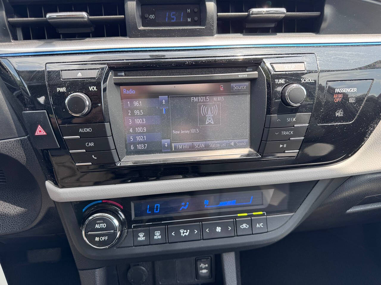 2015 Toyota Corolla 7