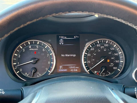 2022 Infiniti Q50 Luxe