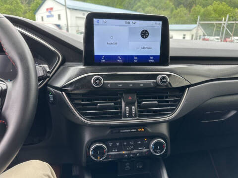 2022 Ford Escape SEL