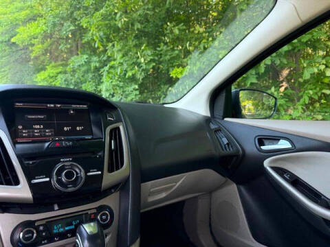 2012 Ford Focus SEL