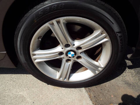 2012 BMW 3 Series 328i