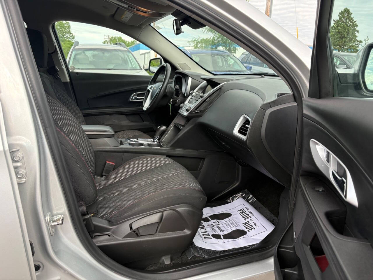 2017 Chevrolet Equinox LT - Photo 11