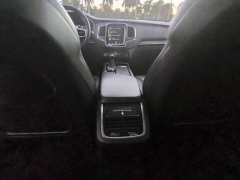 2020 Volvo XC90 T5 Momentum