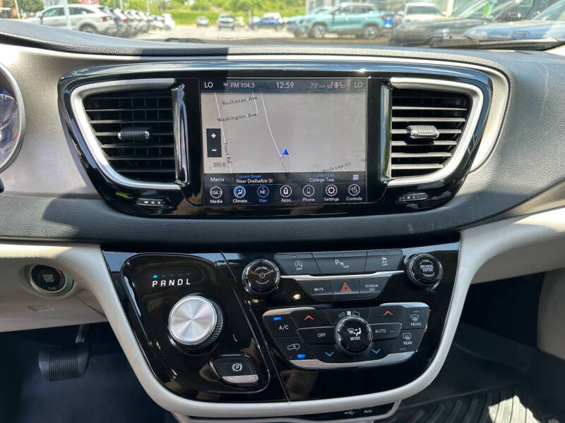 2020 Chrysler Pacifica Touring L Plus