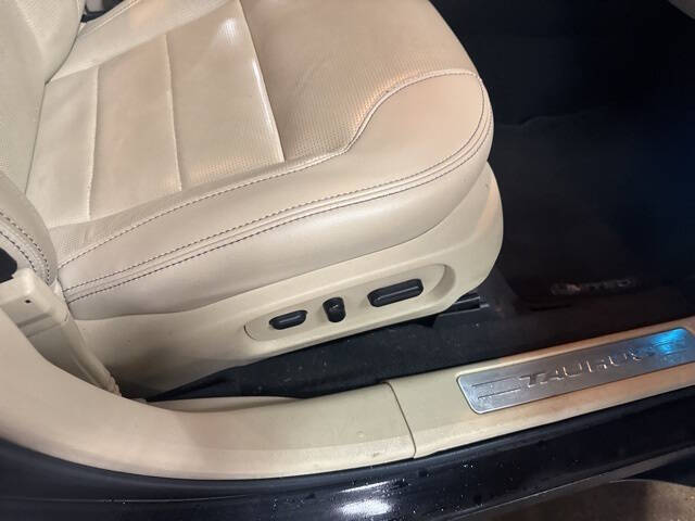 2019 Ford Taurus Limited