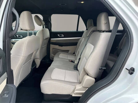 2019 Ford Explorer