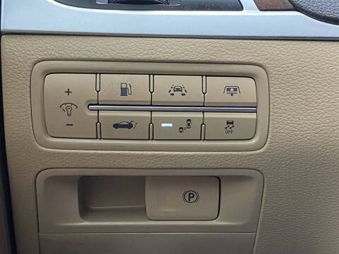 2016 Hyundai Genesis