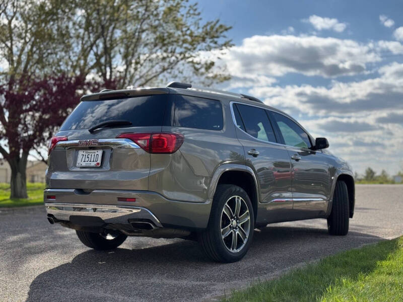 2019 GMC Acadia Denali
