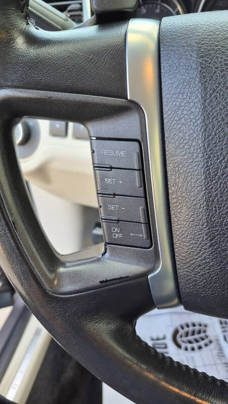 2012 Lincoln MKS