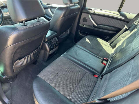 2003 BMW X5 4.6is