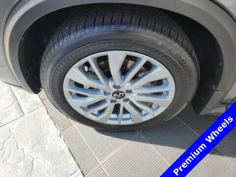 2025 Infiniti QX50 Luxe