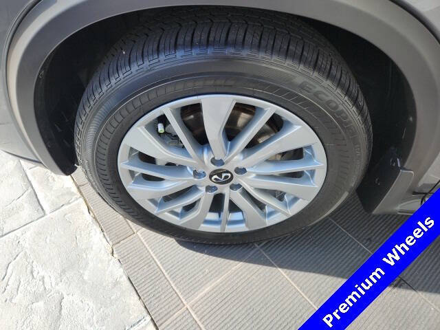 2025 Infiniti QX50 Luxe