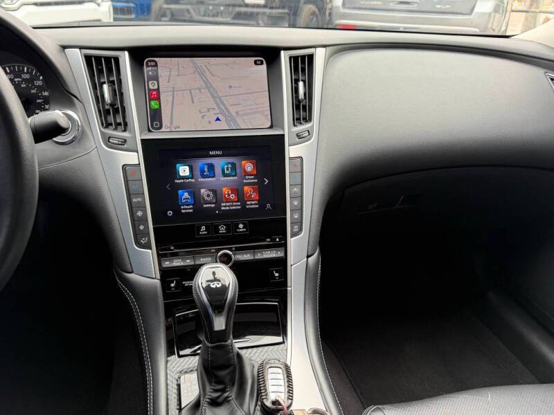2022 Infiniti Q50 Luxe