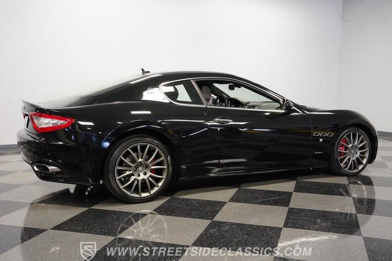 2010 Maserati GranTurismo S Automatic