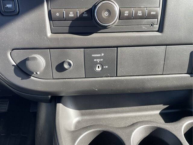 2017 Chevrolet Express 2500