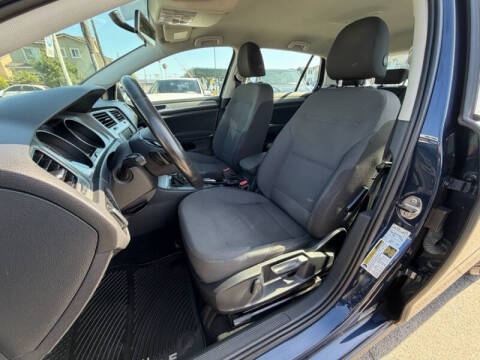 2016 Volkswagen Golf