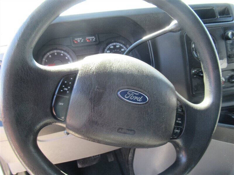 2013 Ford E-Series E-150