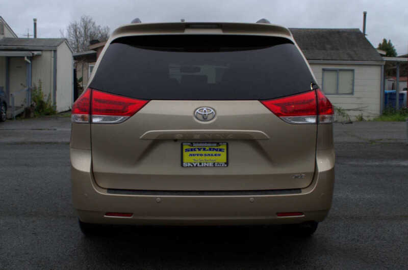 2011 Toyota Sienna