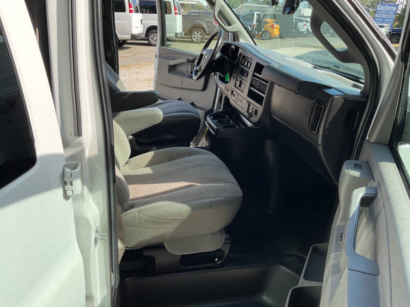 2019 Chevrolet Express LS 2500