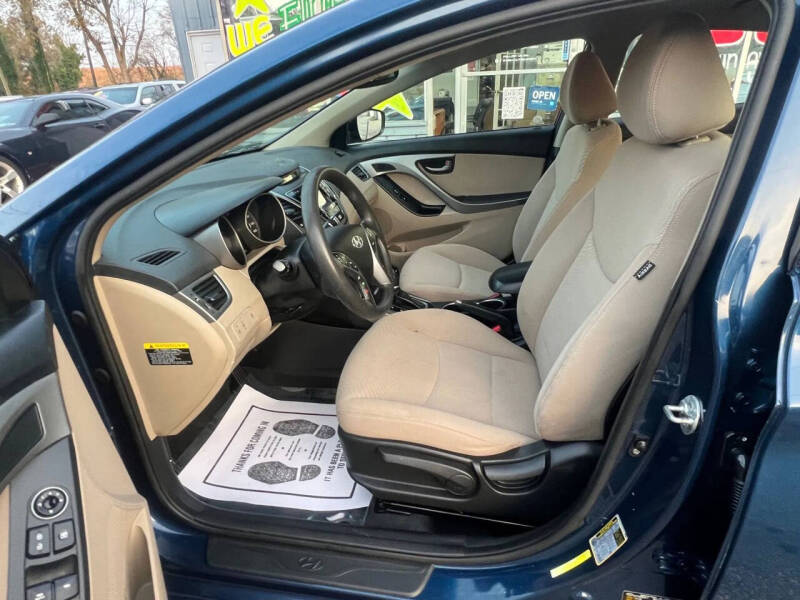 2016 Hyundai Elantra