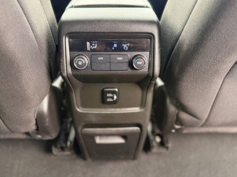 2017 GMC Acadia SLE-2
