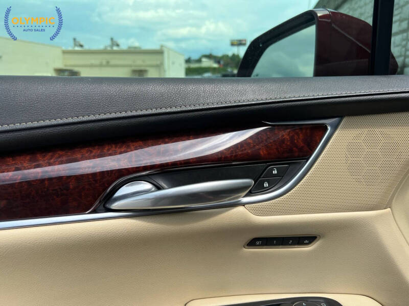 2017 Cadillac XT5 Luxury