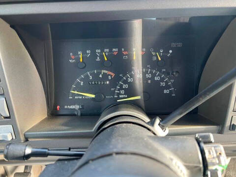 1993 GMC Suburban K2500