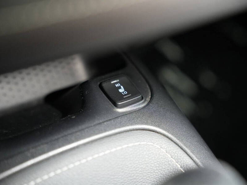 2022 Toyota Corolla Hatchback XSE