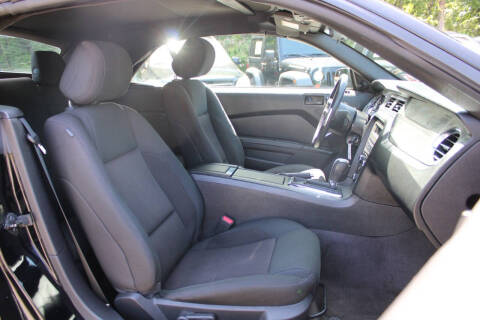 2014 Ford Mustang V6