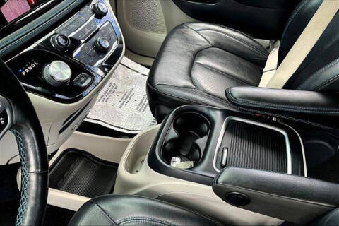 2021 Chrysler Pacifica Hybrid Touring L