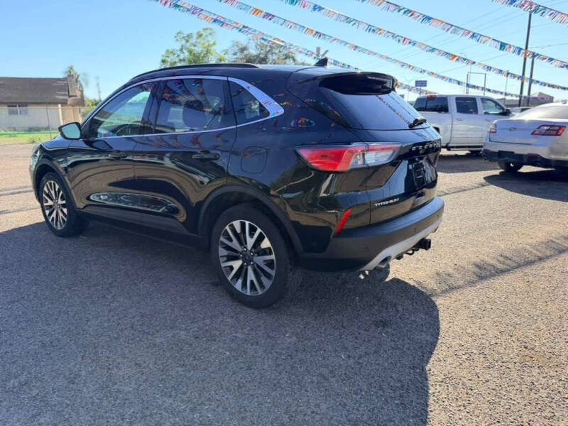 2020 Ford Escape Titanium