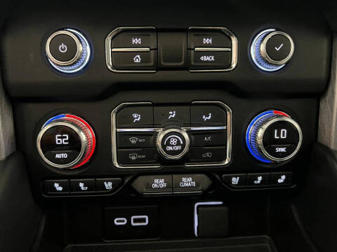 2022 GMC Yukon XL SLT