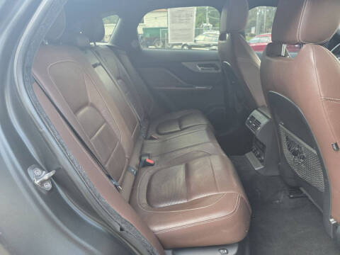 2017 Jaguar F-PACE S