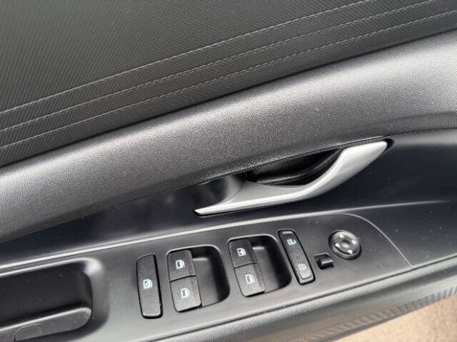 2023 Hyundai Elantra