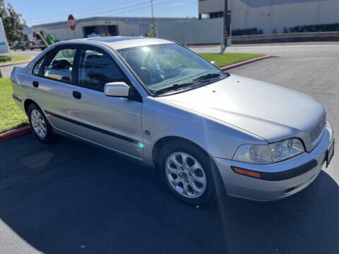 2002 Volvo S40