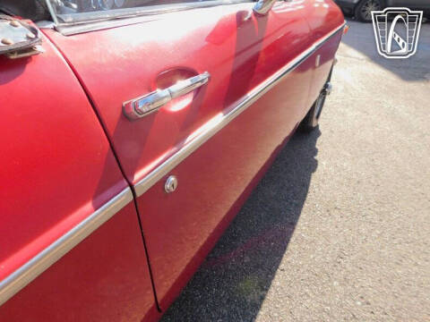 1974 MG B