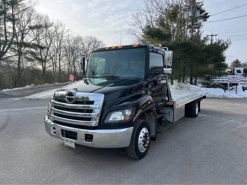 2013 Hino 258/268 for sale at Nala Equipment Corp in Upton MA