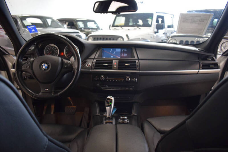 2014 BMW X6 M