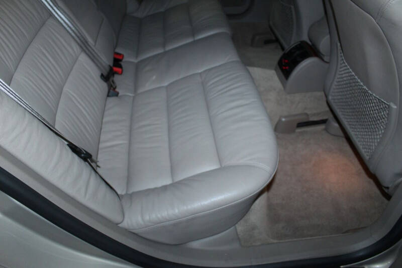 1999 Audi A6 quattro 2.8