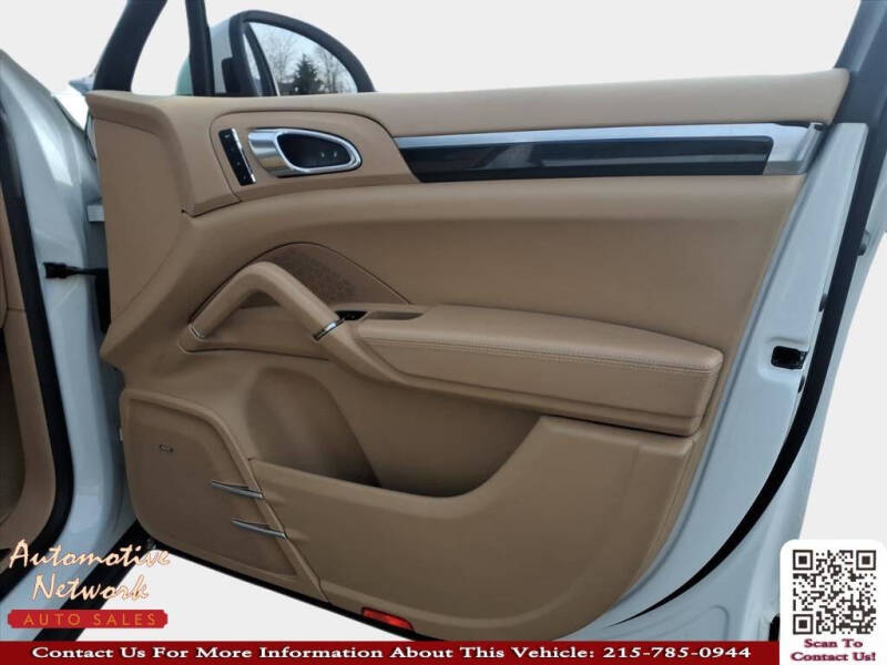 2014 Porsche Cayenne Platinum
