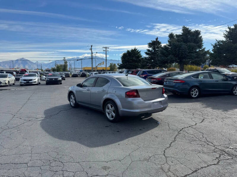 2013 Dodge Avenger SE