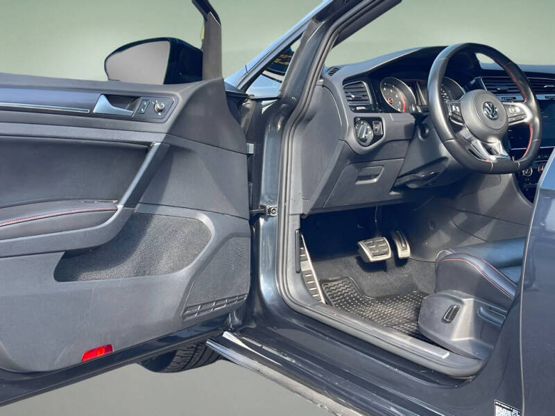 2021 Volkswagen Golf GTI