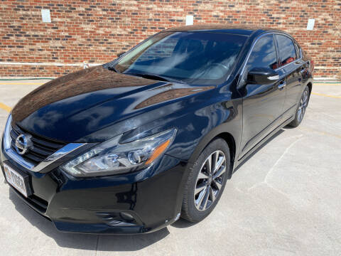 2016 Nissan Altima for sale at Tiger Auto Sales in Guymon OK