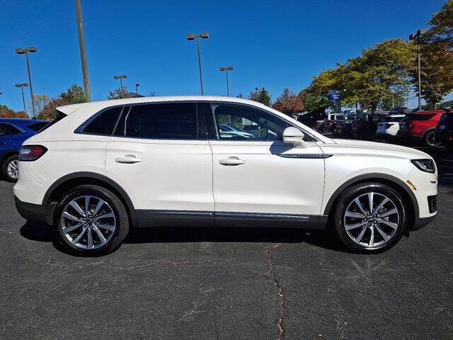 2019 Lincoln Nautilus Select