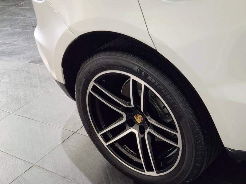 2020 Porsche Macan S