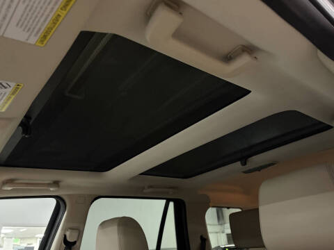 2012 Land Rover LR2 HSE LUX