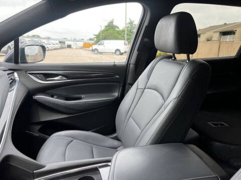 2023 Buick Enclave Essence