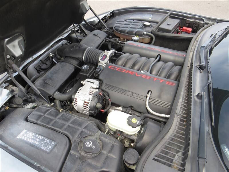 2004 Chevrolet Corvette